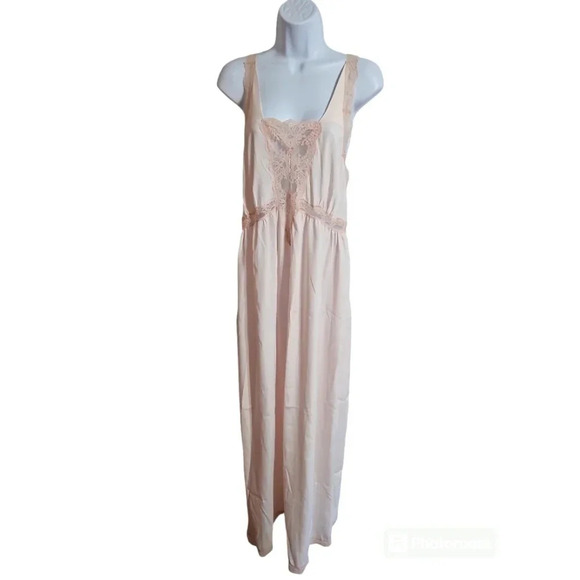 Linda Retro Vintage Large Rare Pale Pink Lace Trim Sweeping Nightgown Lingerie - Picture 1 of 8